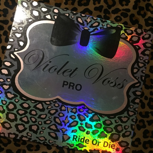 Violet Voss Ride or Die palette - Picture 1 of 3